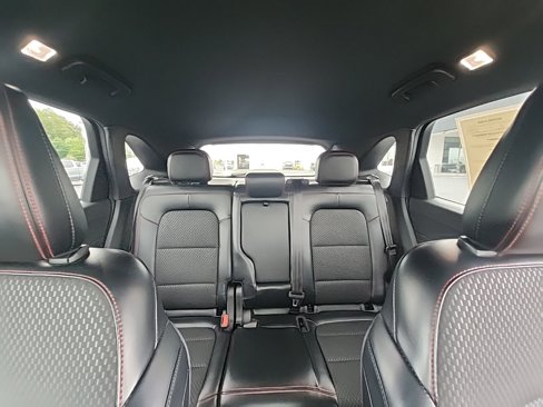 Used 2023 Ford Escape ST-Line image 24