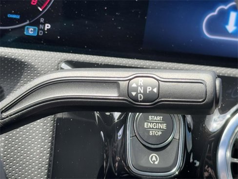 Certified 2025 Mercedes-Benz CLA 250 4MATIC image 25