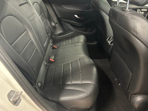 Used 2018 Mercedes-Benz GLC 300 4MATIC image 13