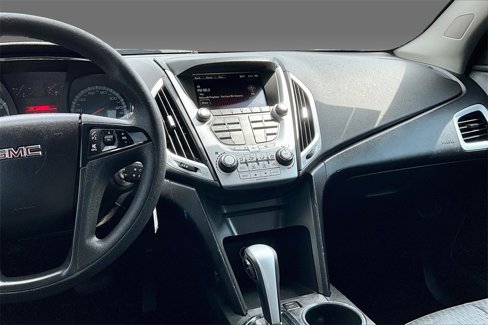 Used 2013 GMC Terrain SLE image 3