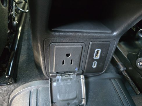Used 2025 Chevrolet TrailBlazer RS w/ Convenience Package image 15