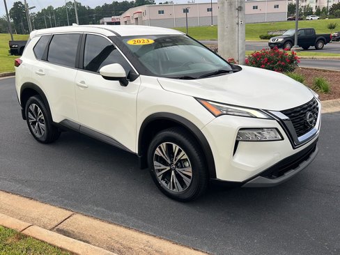 Used 2023 Nissan Rogue SV image 8