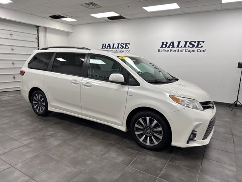 Used 2019 Toyota Sienna XLE Premium image 1