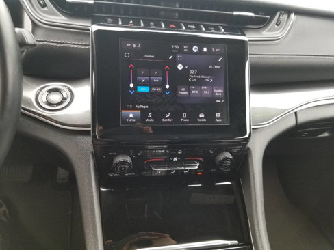 Certified 2022 Jeep Grand Cherokee Altitude image 19