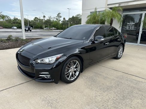 Used 2017 INFINITI Q50 Signature Edition w/ All Weather Package (L93) image 8