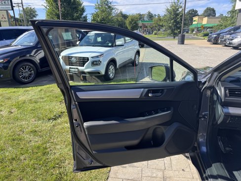 Used 2016 Subaru Outback 2.5i Premium image 29