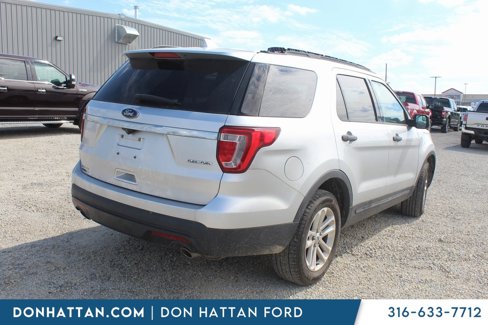 Used 2016 Ford Explorer FWD image 5