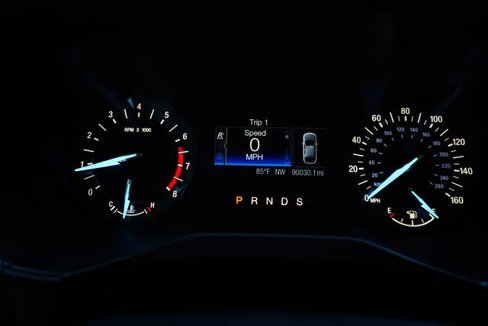 Used 2017 Ford Edge SEL image 18