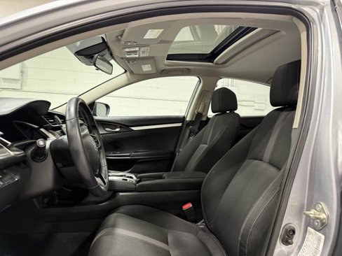 Used 2019 Honda Civic EX image 16