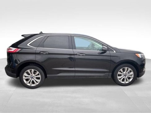 Used 2022 Ford Edge Titanium image 8