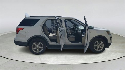 Used 2019 Ford Explorer 4WD image 14