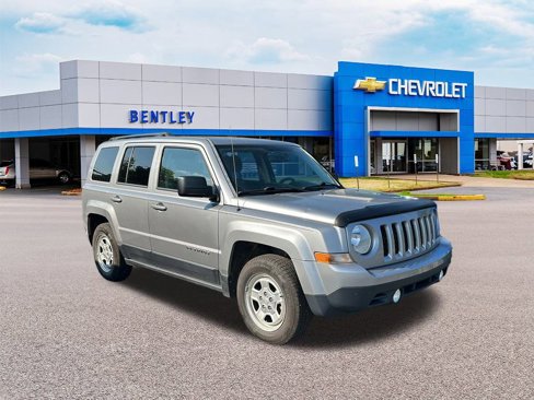 Used 2016 Jeep Patriot Sport w/ Power Value Group image 1