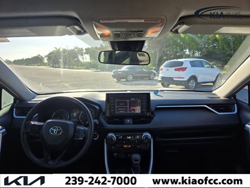 Used 2019 Toyota RAV4 XLE image 15