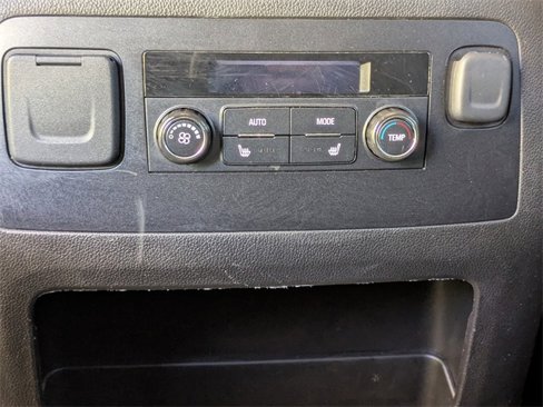 Used 2017 GMC Yukon SLT image 20
