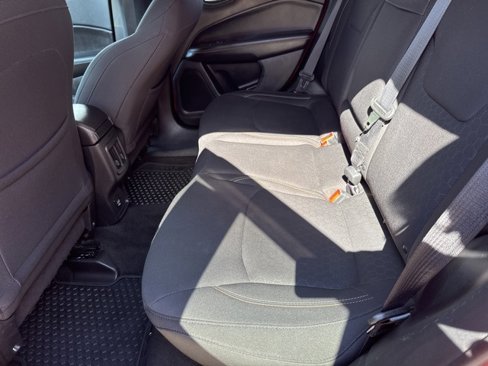 Used 2018 Jeep Compass Sport w/ Cold Weather Group image 9