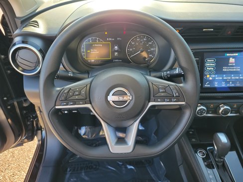Certified 2024 Nissan Kicks SV image 23