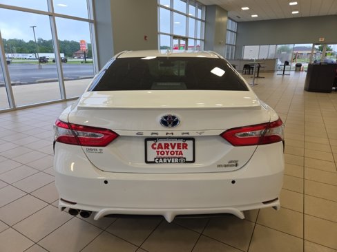 Used 2020 Toyota Camry SE image 8