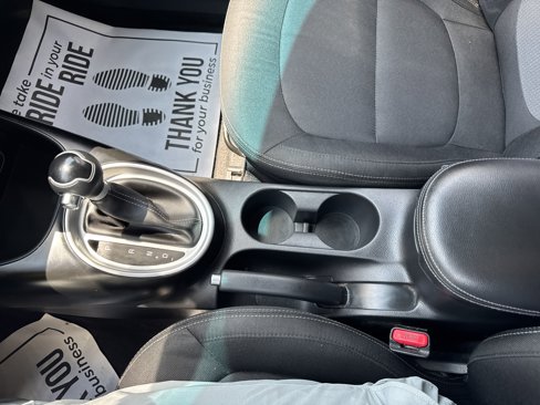 Used 2019 Kia Soul + image 18