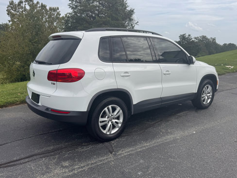 Used 2016 Volkswagen Tiguan S image 30