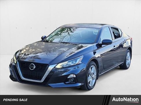 Used 2020 Nissan Altima 2.5 SL image 1