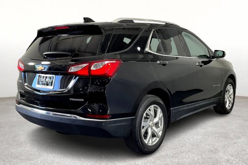 Used 2021 Chevrolet Equinox Premier image 2