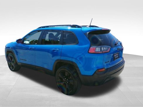 Used 2020 Jeep Cherokee Latitude Plus image 5