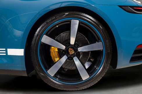 Used 2021 Porsche 911 Targa 4S Heritage Design image 19