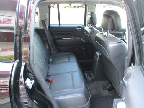 Used 2017 Jeep Compass High Altitude image 24