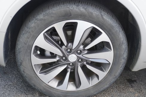Used 2018 Buick Encore Premium image 8