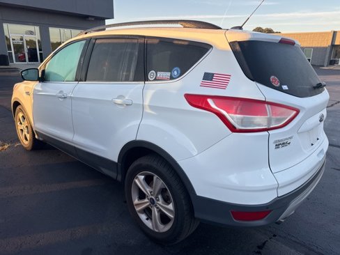 Used 2016 Ford Escape SE w/ Equipment Group 201A image 10