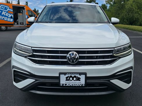 Used 2022 Volkswagen Tiguan SE image 9