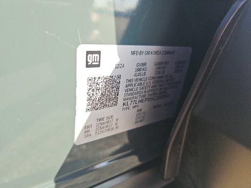 Used 2025 Chevrolet Trax LT image 25