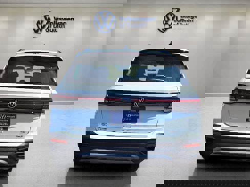 New 2025 Volkswagen Taos S image 4