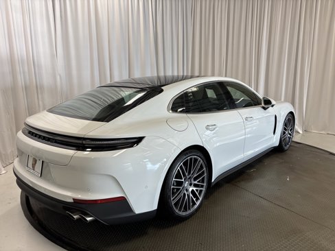 New 2025 Porsche Panamera 4 image 9