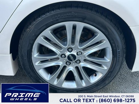 Used 2014 Lincoln MKZ w/ Equipment Group 102A Reserve image 24