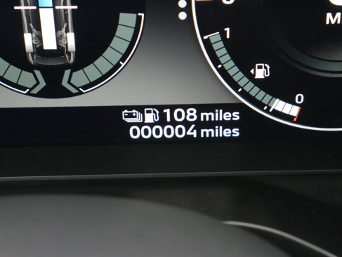 New 2025 Mitsubishi Outlander 4WD Plug-In Hybrid image 29