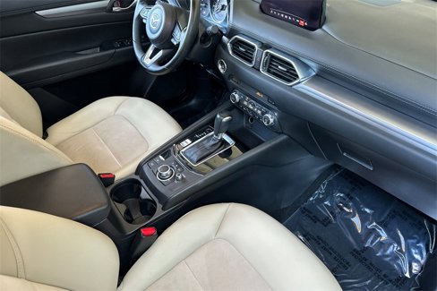 Used 2018 MAZDA CX-5 Touring w/ Preferred Equipment Package image 17
