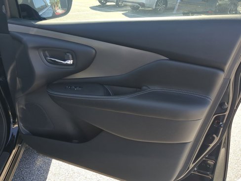 Certified 2020 Nissan Murano SL w/ Moonroof Package image 40