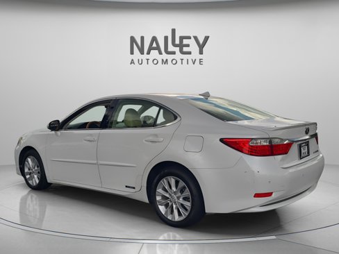 Used 2013 Lexus ES 300h image 3