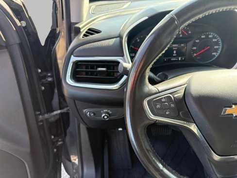 Used 2018 Chevrolet Equinox LT image 12