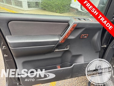 Used 2011 Nissan Titan SV w/ SV Value Truck Pkg image 15