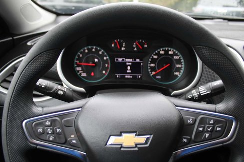 Used 2024 Chevrolet Malibu LS w/ Driver Confidence Package image 28