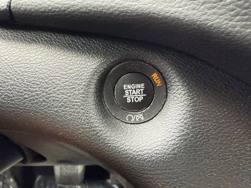 Used 2023 Jeep Cherokee Altitude Lux image 24