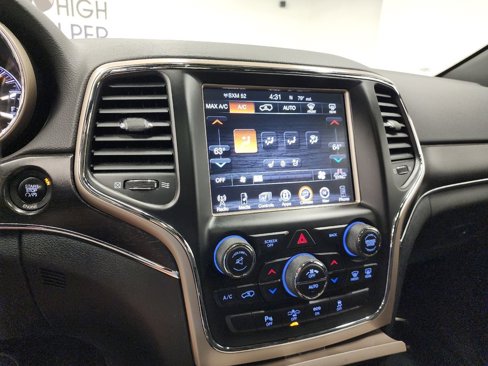 Used 2015 Jeep Grand Cherokee Limited w/ Luxury Group II image 21