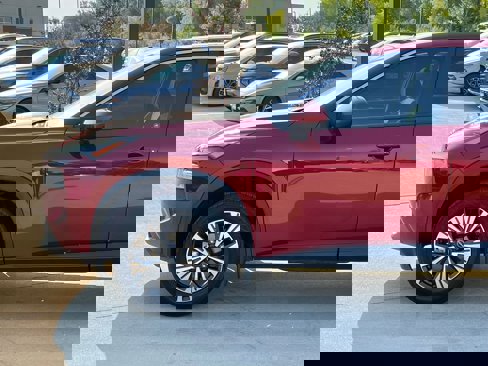 Used 2023 Nissan Rogue SV image 7