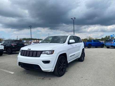 Certified 2018 Jeep Grand Cherokee Altitude image 5
