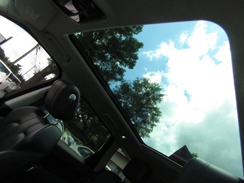 Used 2015 Land Rover Range Rover Sport HSE image 15