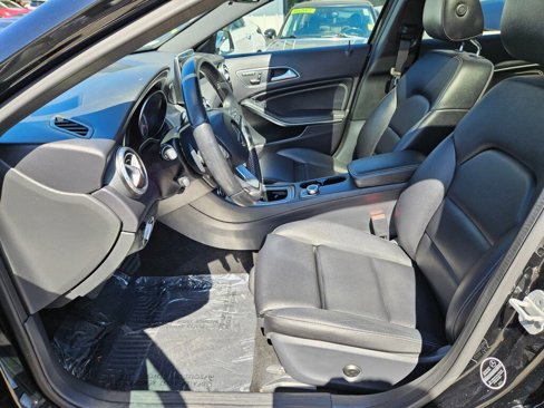 Used 2017 Mercedes-Benz GLA 250 4MATIC image 19