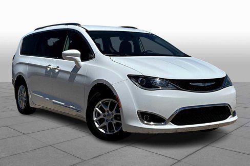 Used 2020 Chrysler Pacifica Touring-L image 2