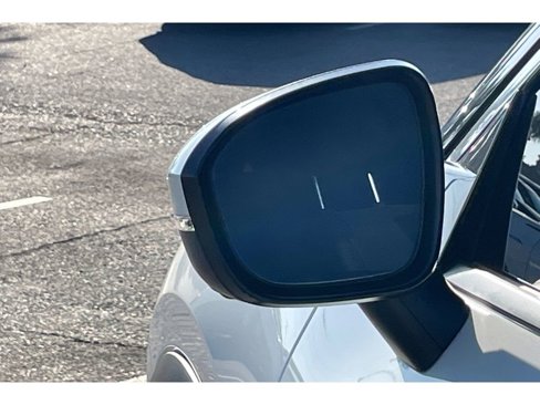 Used 2021 Nissan Rogue SV image 50